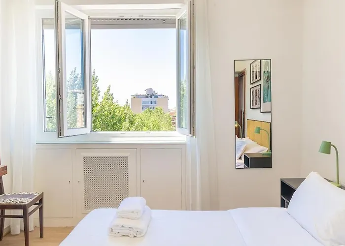 Apartamento Panoramico Ben Collegato Al Colosseo Roma