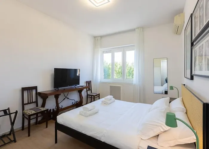 Panoramico Ben Collegato Al Colosseo Apartamento Roma